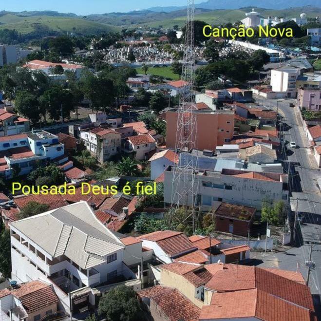 Pousada Deus E Fiel Cachoeira Paulista Eksteriør billede